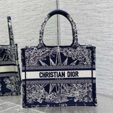 Christian Dior Shopping Bags